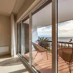Апартаменты Stuning Views 2Br Apt, Beach Access, Parking