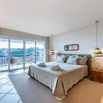 Stuning Views 2br Apt, Access, Parking